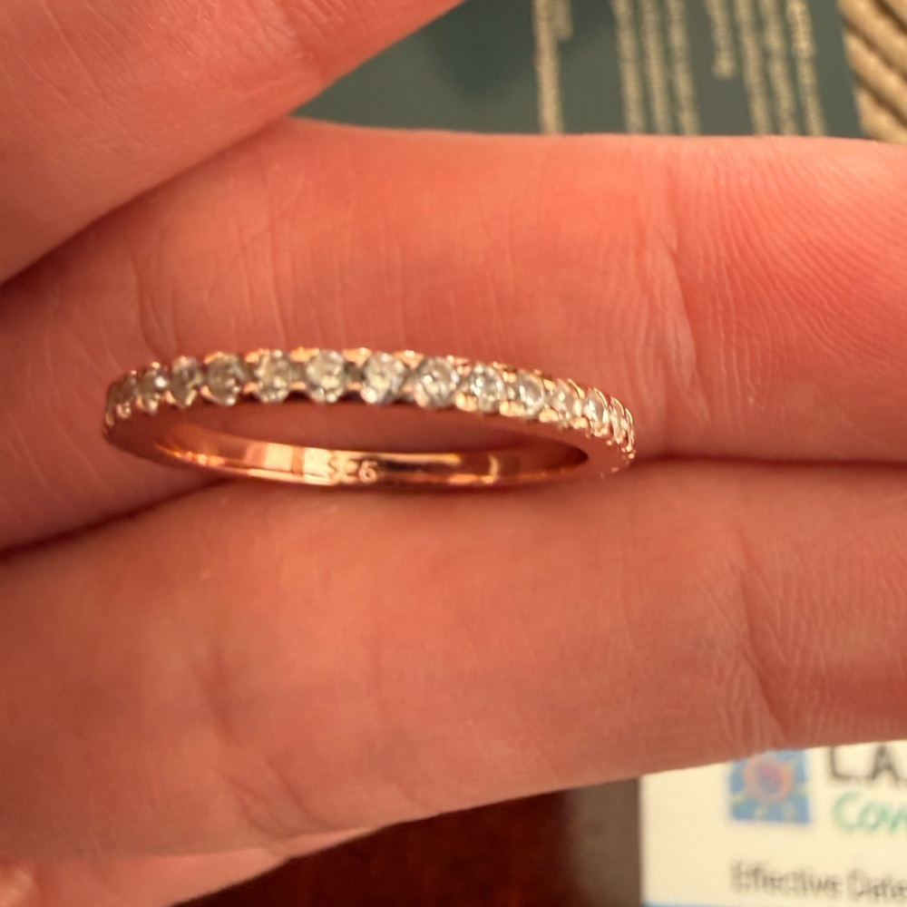 Neat Pavoi Rhinestone Ring Size 5 - Picture 5 of 7